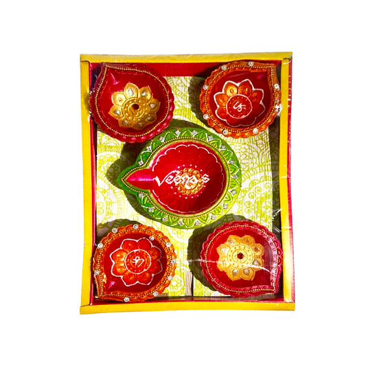 Design Clay Diya(Set of 5 Pieces)