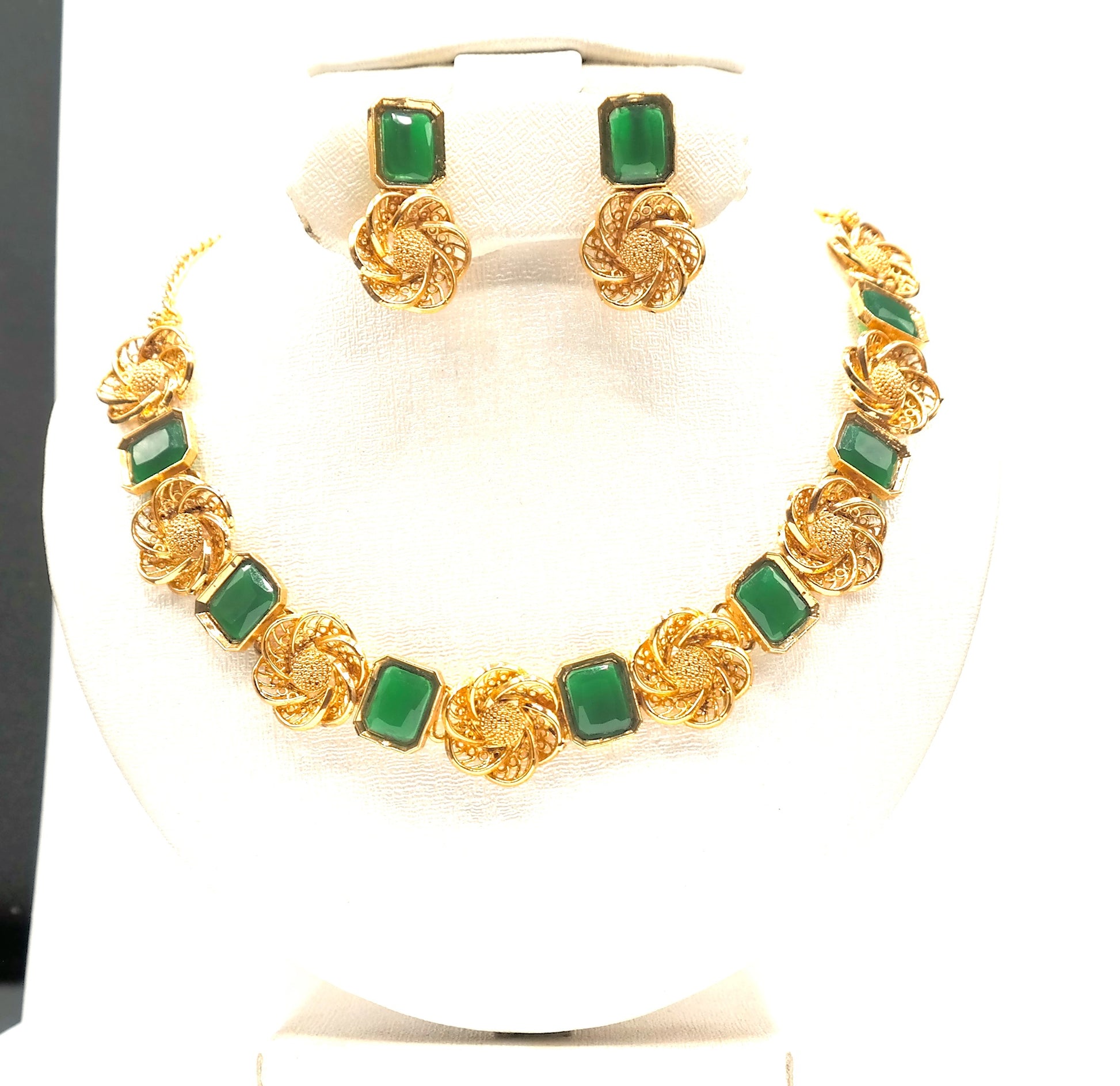 Buy Necklaces at Veenas.com - Online Indian Grocery Store UK